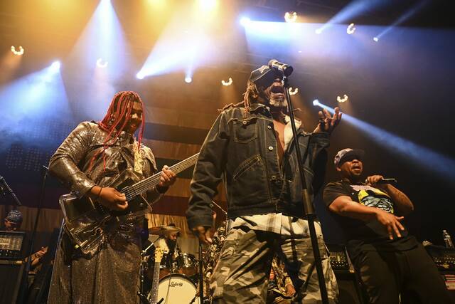 6502613_web1_ptr-GeorgeClinton001-082323