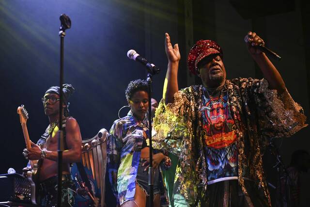 6502613_web1_ptr-GeorgeClinton011-082323