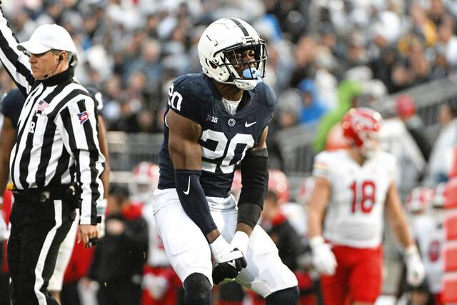 6507325_web1_AP22317052089742