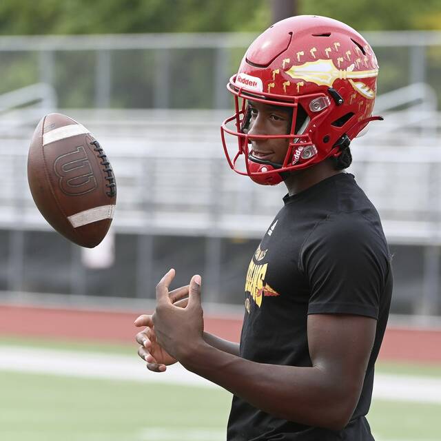 High school football roundup for Aug. 25, 2023: Penn Hills tops Seneca Valley in battle of ranked teams