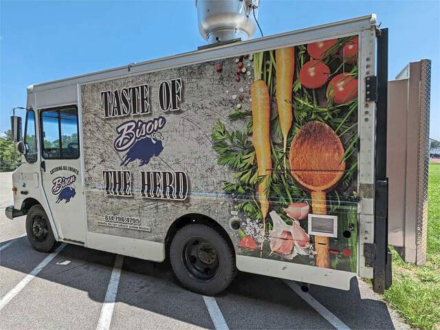 6517309_web1_gtr-foodtruck-082823