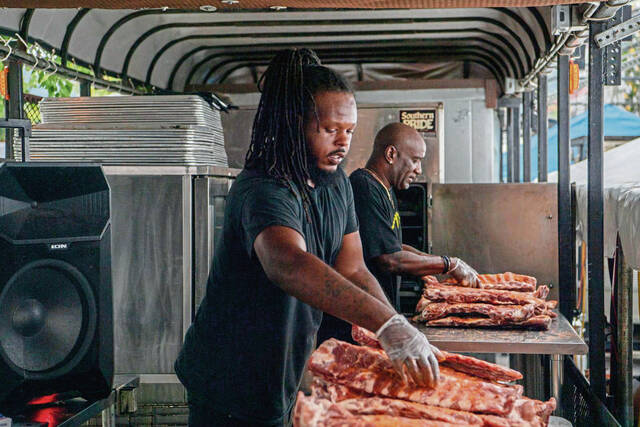 6522770_web1_PTR-RibFest5