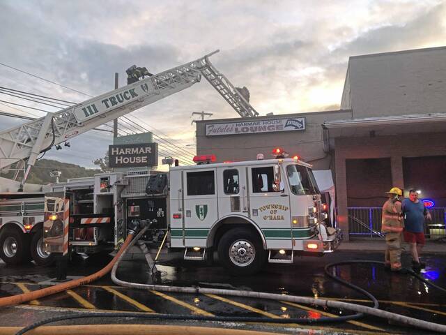 6527747_web1_vnd-HarmarHouseFire4-090123