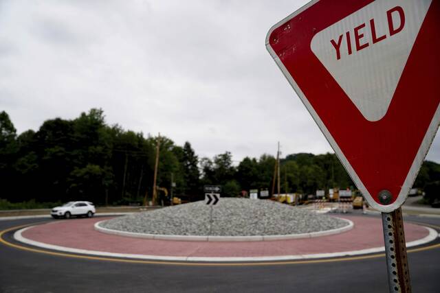 6522788_web1_VND-trafficCircle3-082923.