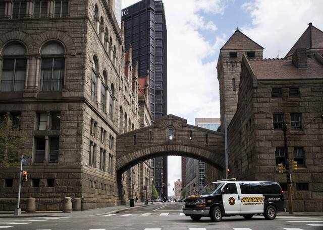 6533500_web1_PTR-LO-Courthouse-700