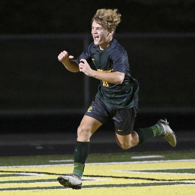 High school roundup for Sept. 5, 2023: Deer Lakes gets past Shady Side Academy in section clash