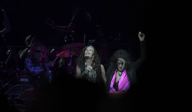 6545999_web1_PTR-AerosmithConcert10-090723