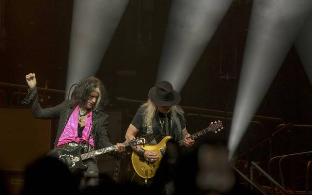6545999_web1_PTR-AerosmithConcert4-090723