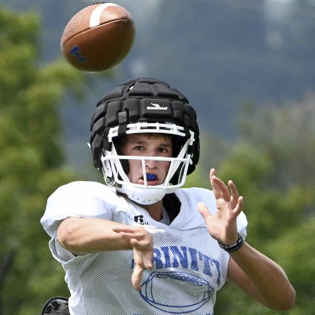 WPIAL Class 4A football roundup: Jonah Williamson factors in 6 TDs in Trinity’s 41-40 win