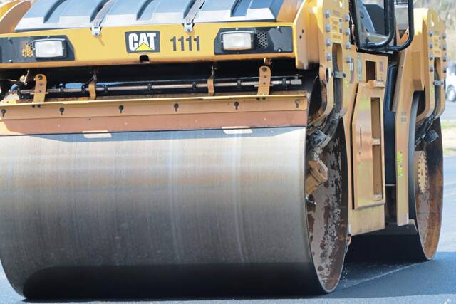 6578110_web1_web-paving-roller-2