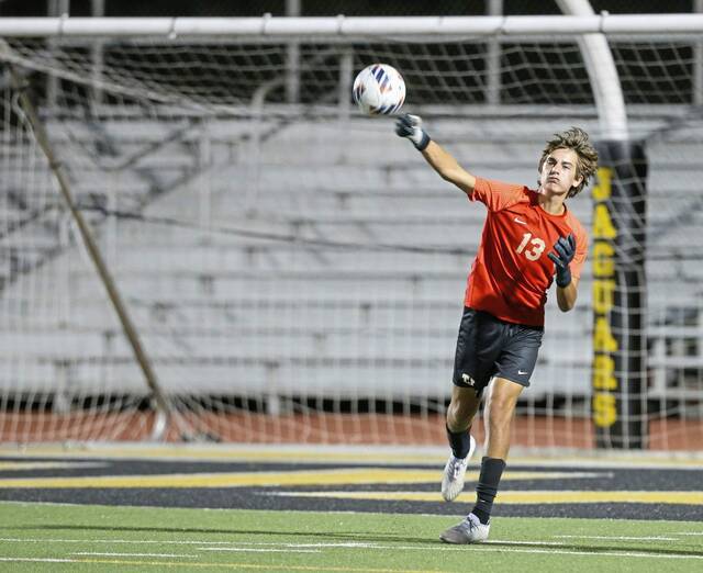 Thomas Jefferson boys soccer overcomes injuries to get off to strong start