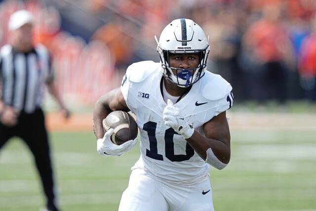 6580820_web1_AP23259656525216