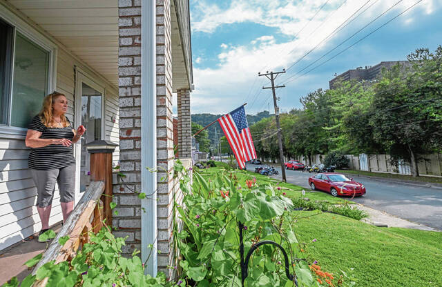 6582288_web1_VND-SpringResidents2-091923