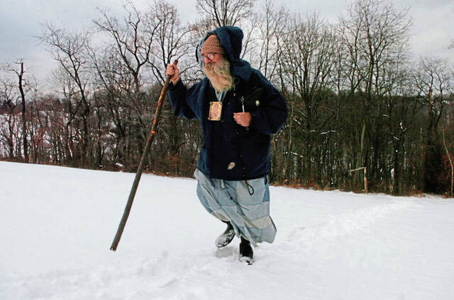 ‘Pilgrim George,’ trekked 40K miles to witness for Jesus, dies at 82