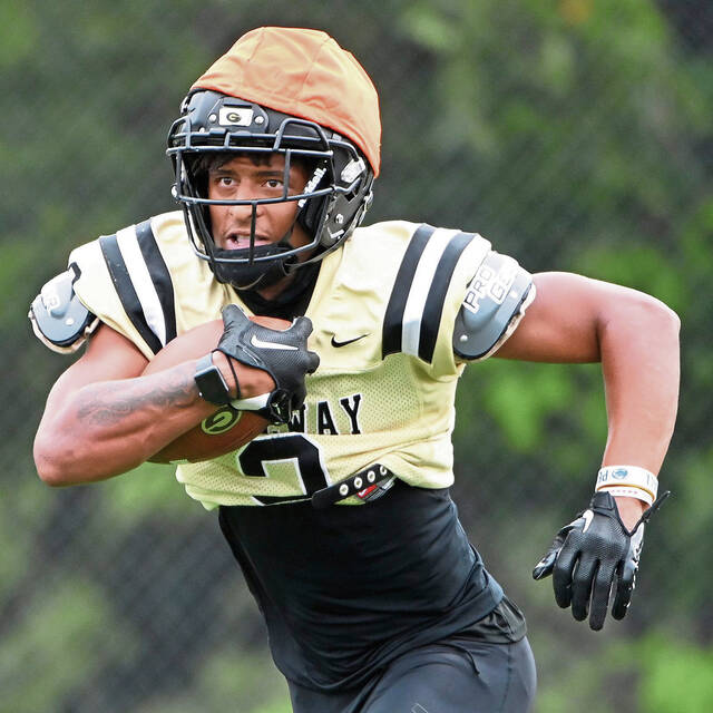 After slow start to season, Gateway offense gets on track in Big East opener