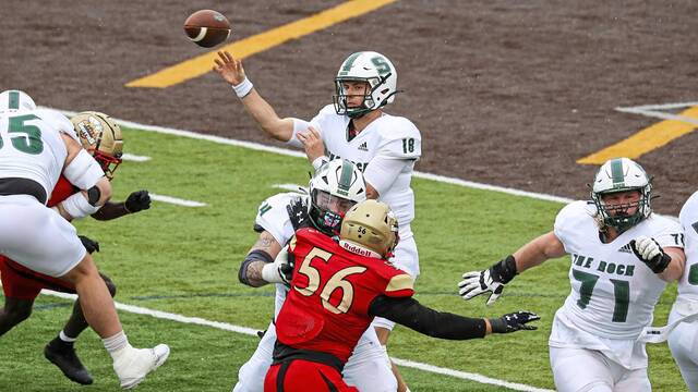 6599116_web1_gtr-SRUfootball02-092423