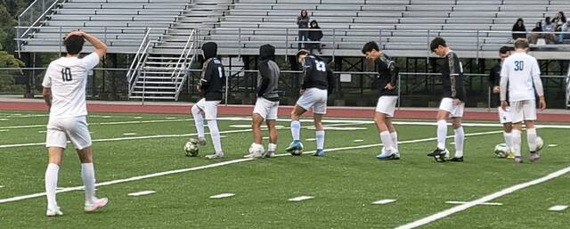 Belle Vernon boys break in new formation, roll past section rival Yough