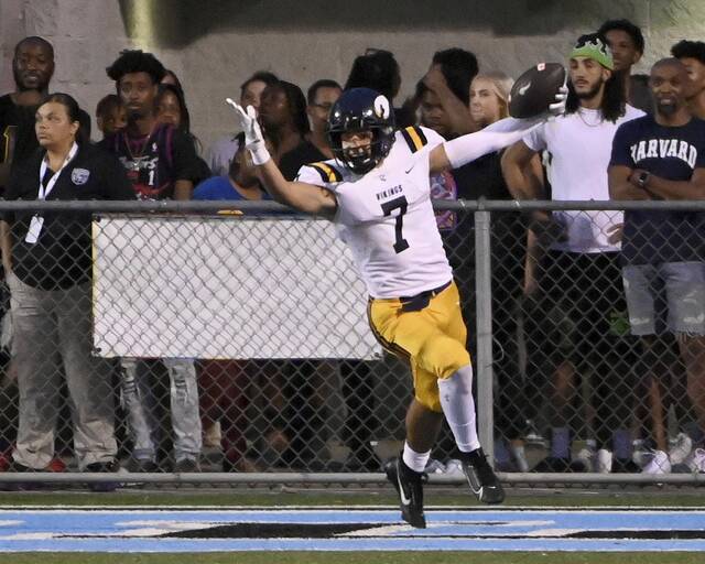 WPIAL Class 6A, City League football roundup: Peter Gonzalez’s 268 receiving yards help Central Catholic roll to victory