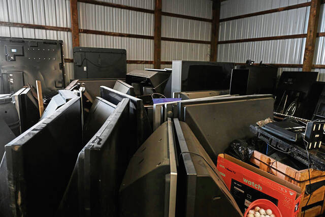 6549906_web1_gtr-RecyclingBusiness004-100823