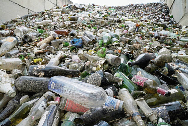 6549906_web1_gtr-RecyclingBusiness04