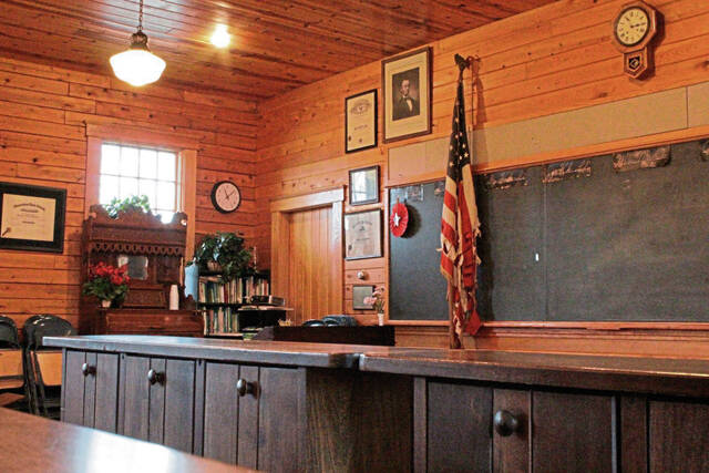 6609213_web1_wep-whatsthatsschool-040223--1-