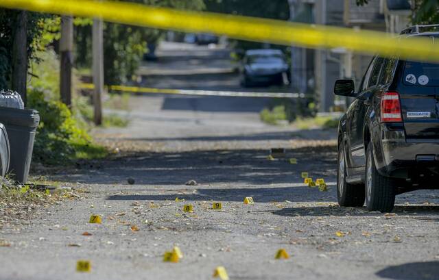 6628885_web1_VND-NKactiveShooter9-100323