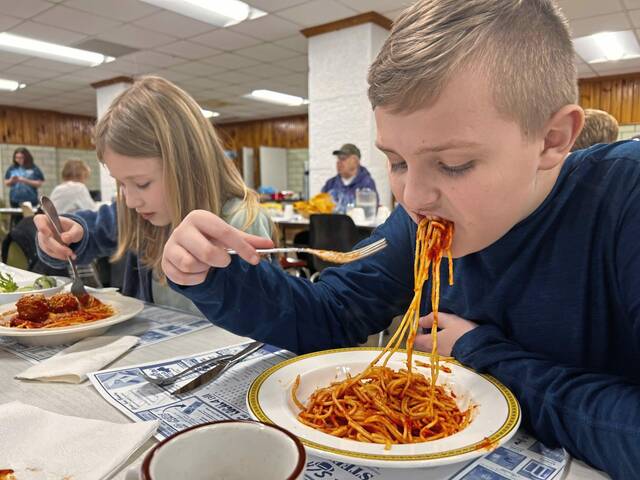 6640183_web1_vnd-lo-spaghetti-021723-9
