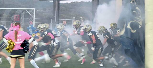 Franklin Regional shows grit, staves off furious Norwin rally