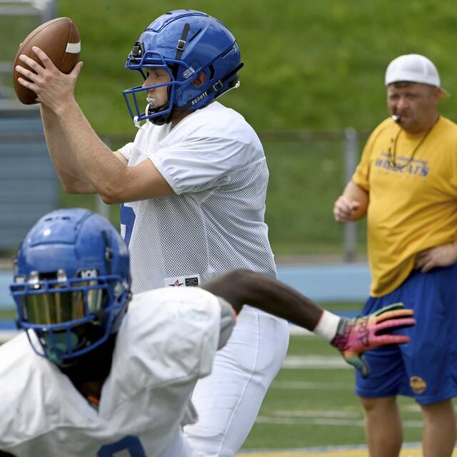 Michael Cahill, Brennen Rutledge combine to lead East Allegheny over Freeport