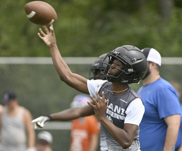 WPIAL Class 2A football roundup: Steve Vandiver throws 4 TD passes as No. 4 Imani Christian rolls past Apollo-Ridge