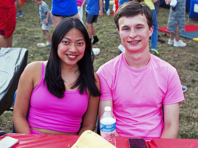 6644365_web1_sig-homecomingcarnival-102623-12