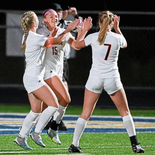 Latrobe girls soccer picks up pace, ends Franklin Regional win streak