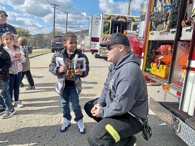 6651833_web1_vnd-highlandsfiresafety2-101123