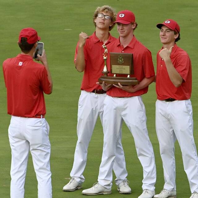 Peters Township boys, girls golfers sweep WPIAL Class 3A team titles
