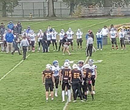 Buzzatto runs for 400 yards, but Leechburg tops Riverview