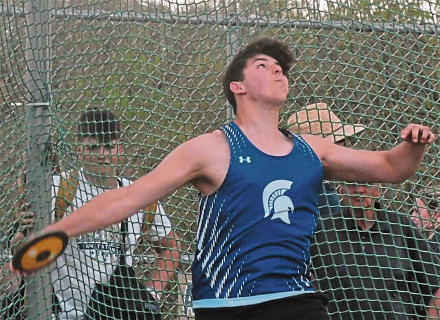 Hempfield thrower Peyton Murray commits to Notre Dame