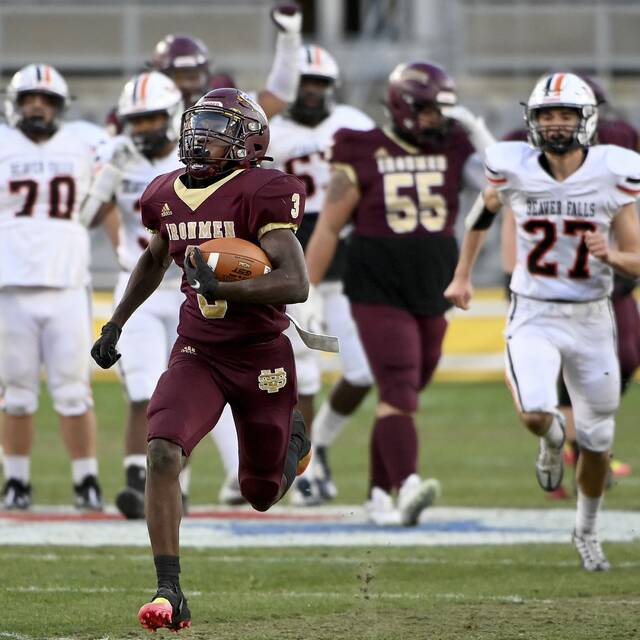 Trib HSSN Football Player of the Week for Oct. 16, 2023<span class="headline-video">Video <i class="fa-solid fa-circle-play"></i></span>