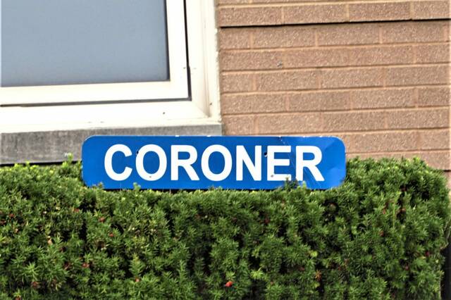 6671801_web1_WEB-coroner-sign