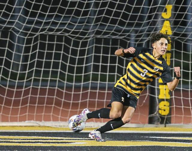 Thomas Jefferson boys overcome injuries to reach WPIAL playoffs