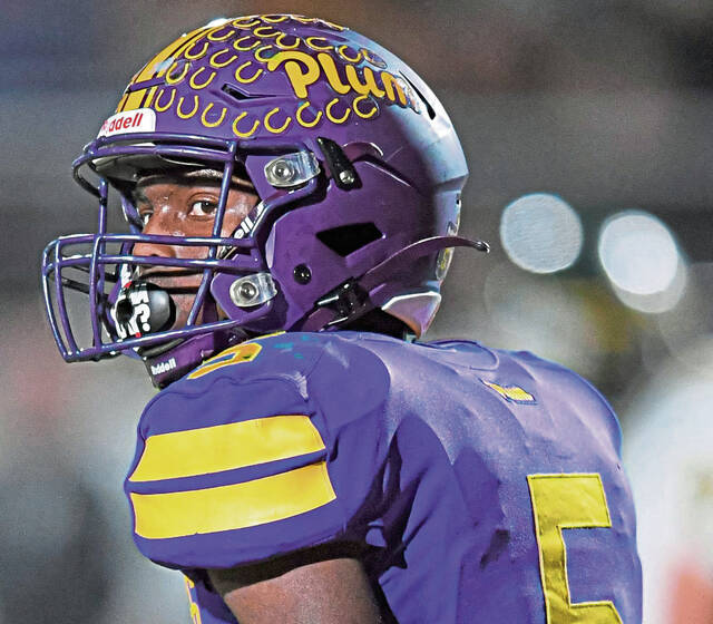 After series of tough losses, Plum football aims to finish strong