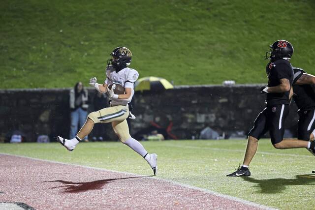 Belle Vernon rolls past Southmoreland behind dominant ground game