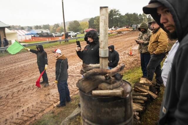 6688831_web1_vnd-tractorpull3-102223