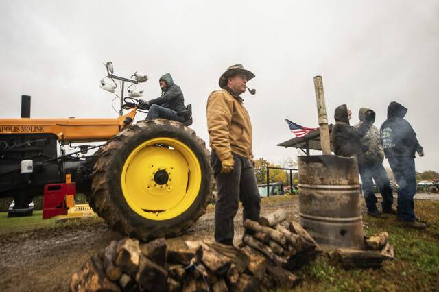 6688831_web1_vnd-tractorpull4-102223