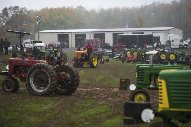 6688831_web1_vnd-tractorpull8-102223