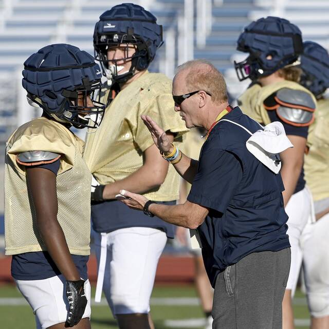 The Birdie gets playoff hopefuls fired up before making Week 9 A-K Valley picks