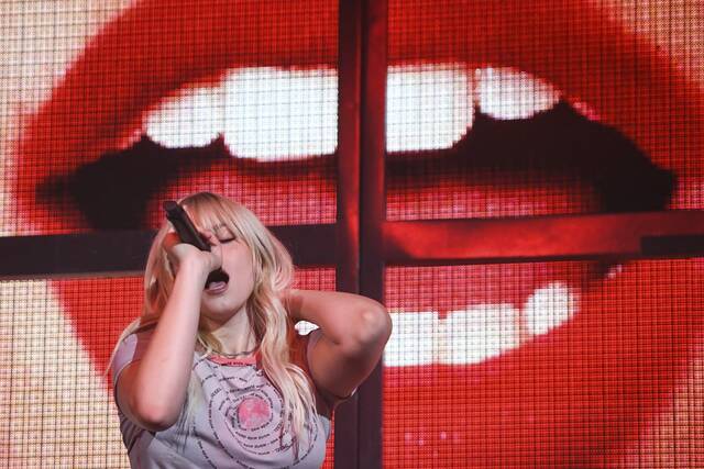 6696811_web1_ptr-ReneeRappConcert016-102623