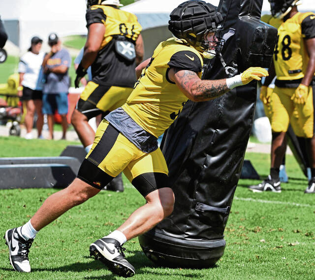 6701814_web1_ptr-Steelers02-081623