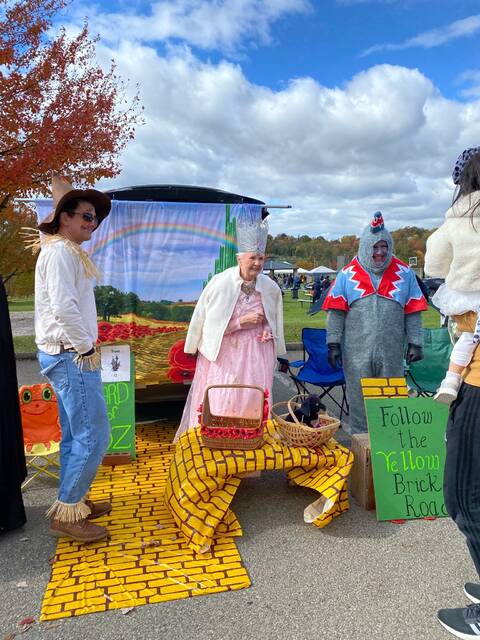 6704182_web1_trunk-or-treat-participant-2