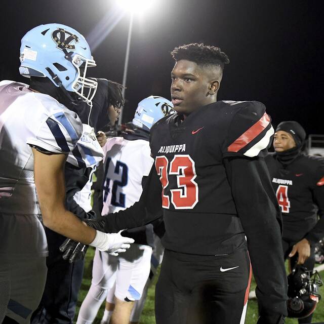 Conference title hopes add heft to Aliquippa, Central Valley rivalry