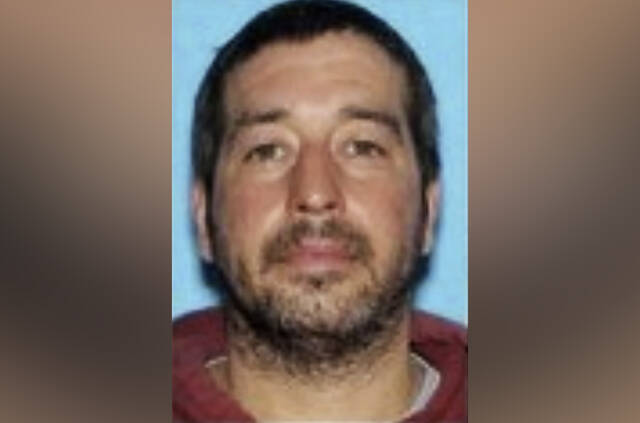 6708157_web1_ptr-RobertCardSuspect-102823
